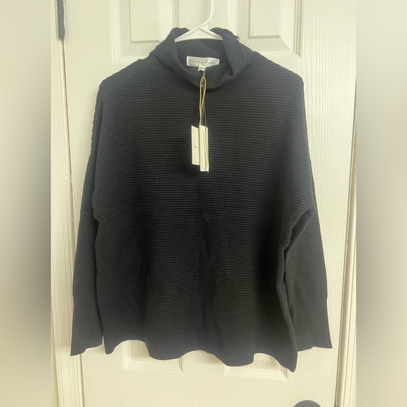 Chelsea & Theodore Sweaters - NWT Chelsea & Theodore Black Cowl Neck Sweater Size Small